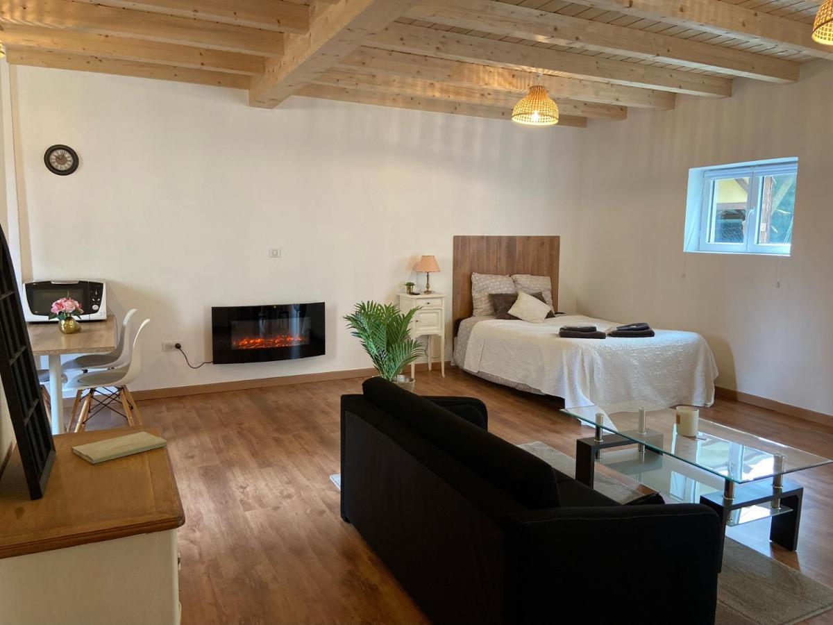 Le Chene: Petit Chalet Cosy Proche De Mulhouse Riedisheim Exterior photo